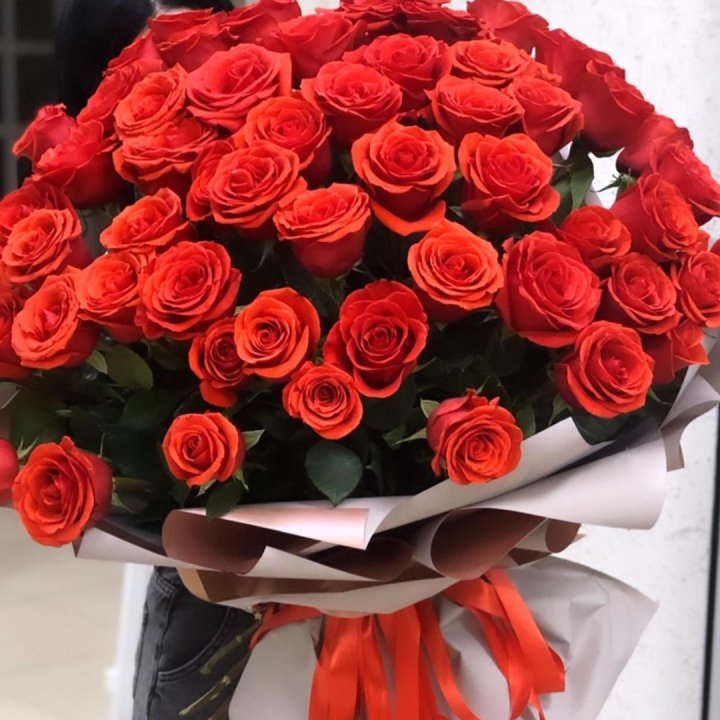 Букет высоких эквадорских роз  в Самаре