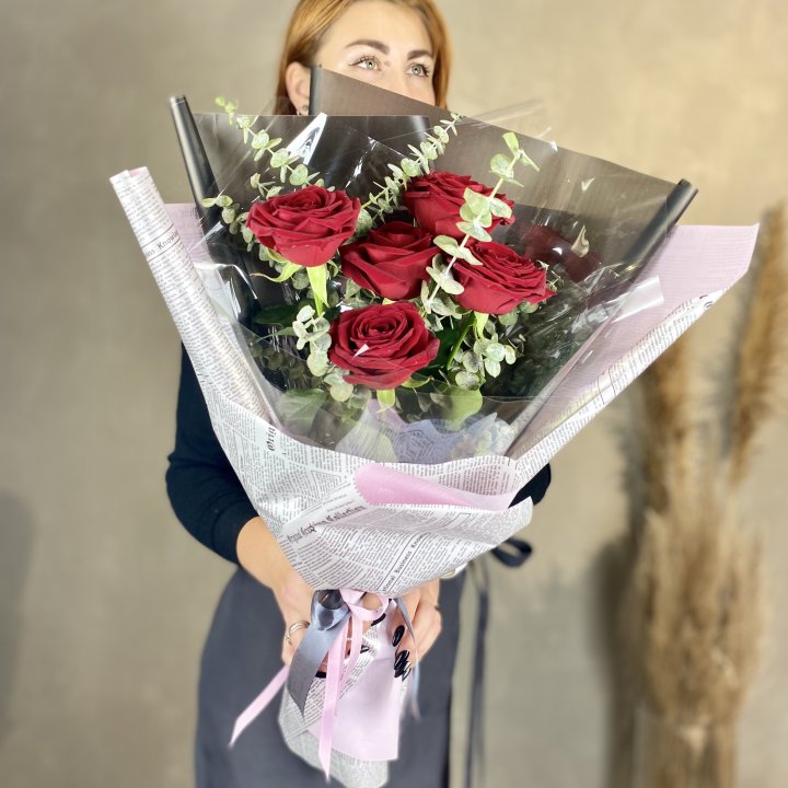 5 красных роз в Самаре