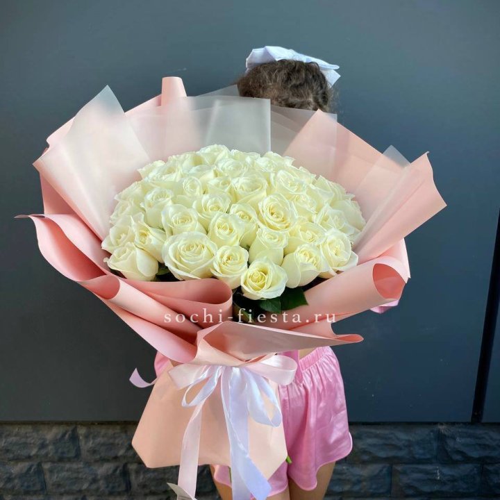 35 белых роз в Самаре