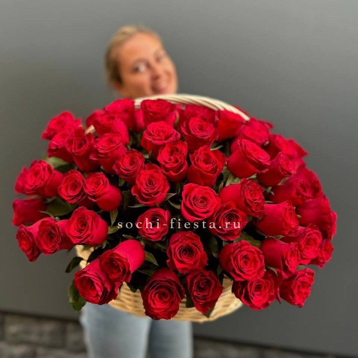 101 красная роза в корзине   в Самаре