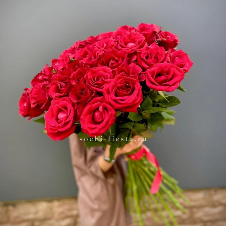 51 высокая красная роза в Самаре