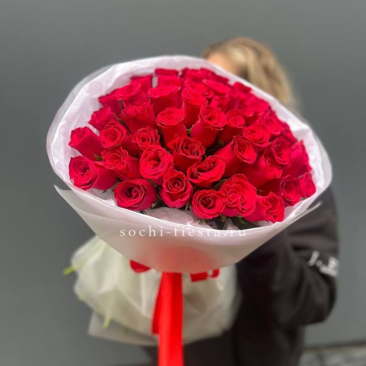 55 красных роз "Амелия" в Самаре