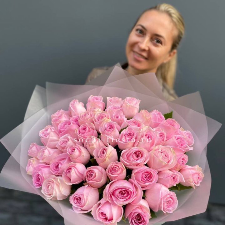 51 розовая роза в Самаре