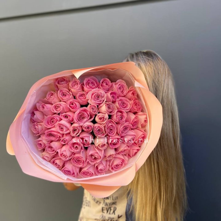55 розовых роз в Самаре