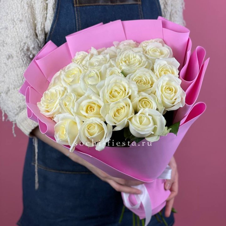 25 белых роз в Самаре