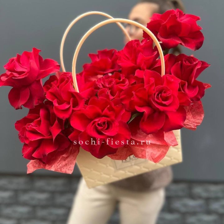 Французские розы в сумочке в Самаре