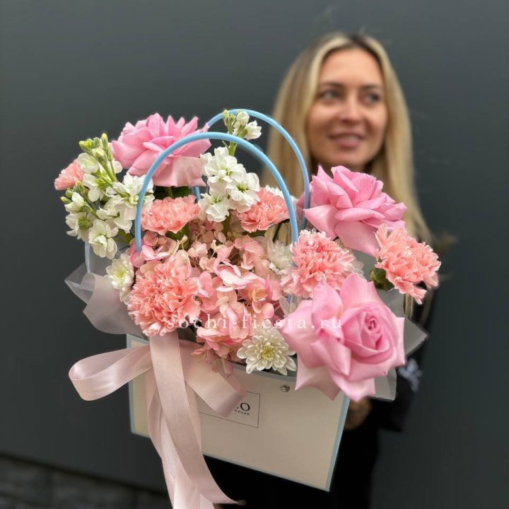 Сумочка "Бал цветов" в Самаре