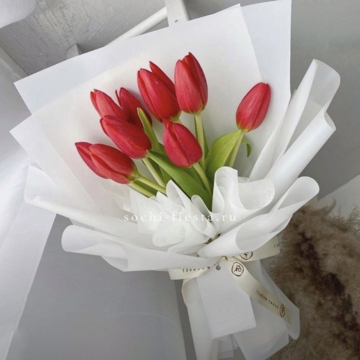 Букет красных тюльпанов в Самаре