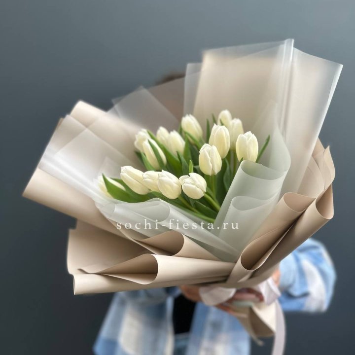 Букет из 15 белых тюльпанов в Самаре