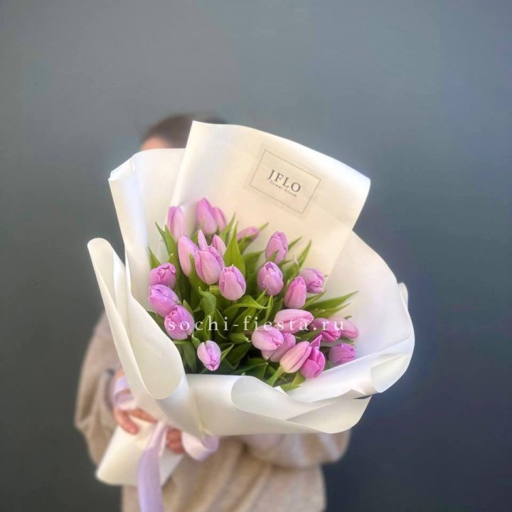 25 сиреневых тюльпанов в Самаре